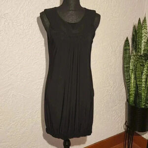 White house black market pleated bubble dress with side packets